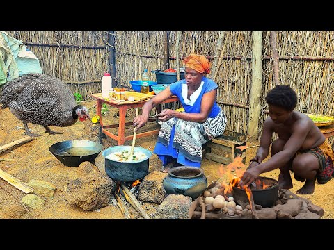 African Village Best Couple||#cooking Authentic African Vegetable Rice With Full Guinea Fowl.