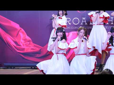 220227 BNK48 Peak - Aitakatta @ BNK48 First Rabbit Roadshow Mini Concert, Central Rama 3 [4K 60p]