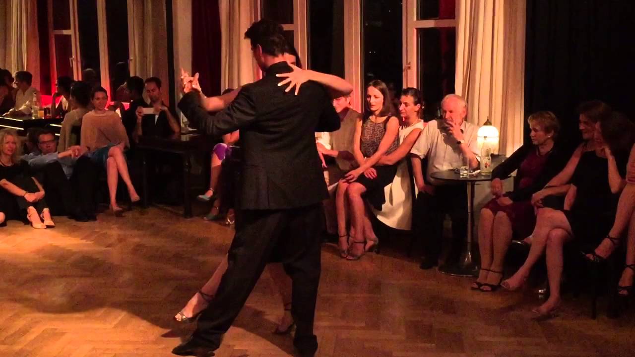 Severin Fraser y Natasha Lewinger 3/4