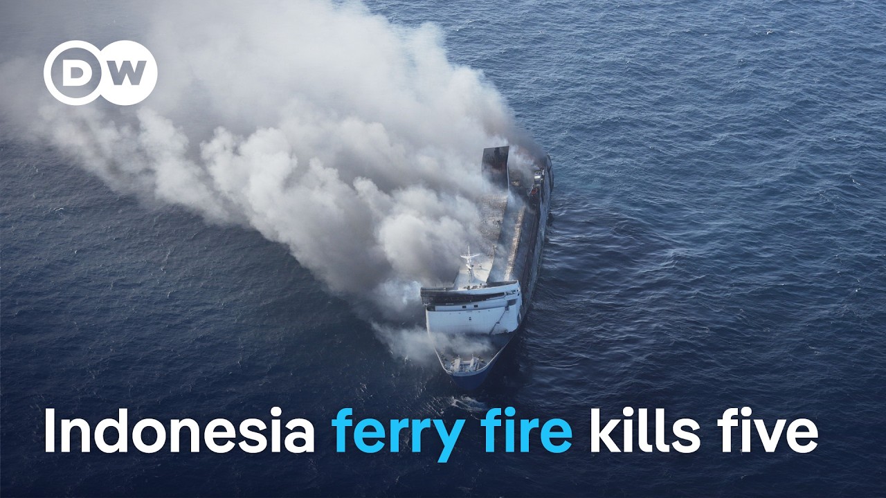 Video: Mutiara Sentosa 2 ferry fire leaves 5 dead, 41 missing off Madura Island