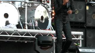 Skunk Anansie - On my hotel TV (Sziget 2011)