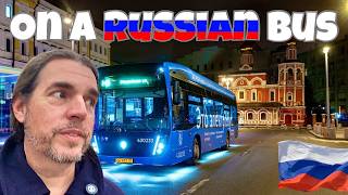 🇺🇸AMERICAN rides a RUSSIAN Bus!🇷🇺Alone in Moscow!🚔🌖🗑️