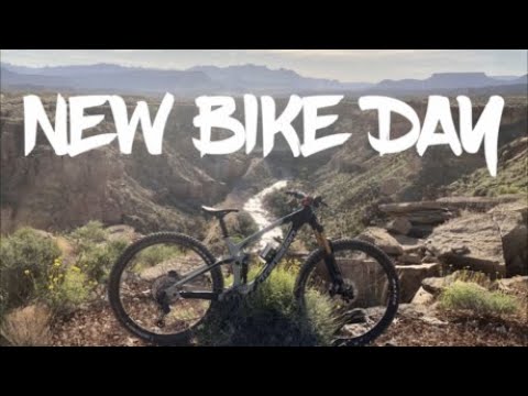NEW BIKE DAY - TRANSITION SMUGGLER - ULTIMATE PARTY BIKE!!