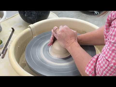 Throwing Left Handed for Beginners