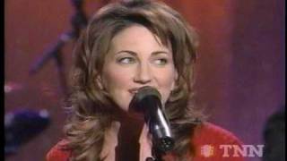 Lee  Ann  Womack - "You've  Got  To  Talk  To  Me" - Live - 1997