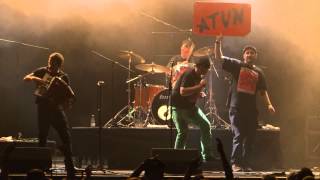 Os Diplomáticos de Monte Alto - Atún (Directo Castañazo Rock 2012)