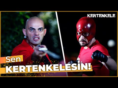 Kızıl Ejder, Ay Yıldızlı Adam'ın Kertenkele olduğunu öğreniyor! | Kertenkele🦎