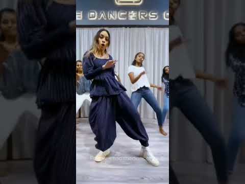 Enjoy enjami singer Dhee practicing dance steps ♥️😍😍🔥👌wow superb