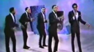 The Temptations - (I Know) I&#39;m Losing You (The Smothers Brothers - Dec 17, 1967)