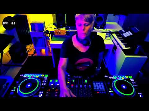 DISCOTRIBE.TV Tuesday by Sandra Gold