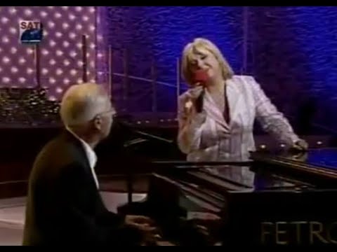 Oliver Dragojević i Jasna Zlokić - Vela Luka