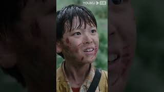 Download lagu The boy helped the gaint snake, so it didn't hurt him! | Snake 3 | YOUKU MONSTER MOVIE mp3