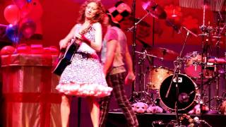 Five Days Old LIVE (Laurie Berkner Band) Best Kids Music