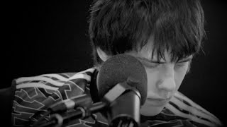 Jake Bugg  – Gimme The Love (LIVE)