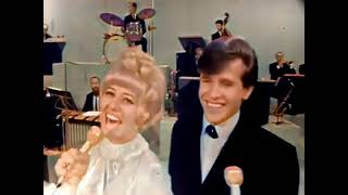 Anne &amp; Jimmy Murphy - If I Had A Hammer (1966)