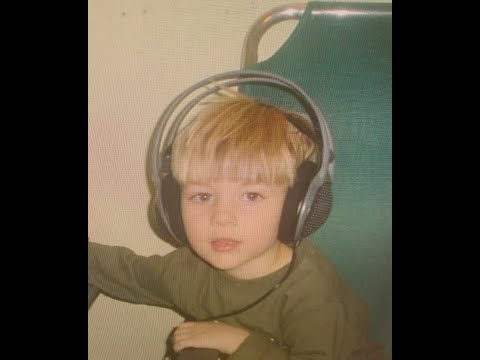 Stena - 4K Šmek (Official Visualizer)