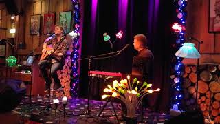 Gaute Ormåsen synger Salmen - Det Er Makt i De Foldede Hender  Ogna Scene, 08.02.2019