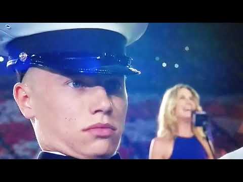 Jennifer Nettles STUNNING National Anthem Performance