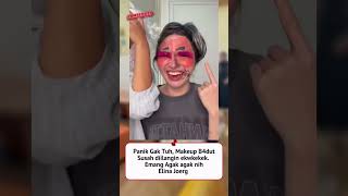 Download lagu Total panic, can't get this clown makeup off mp3