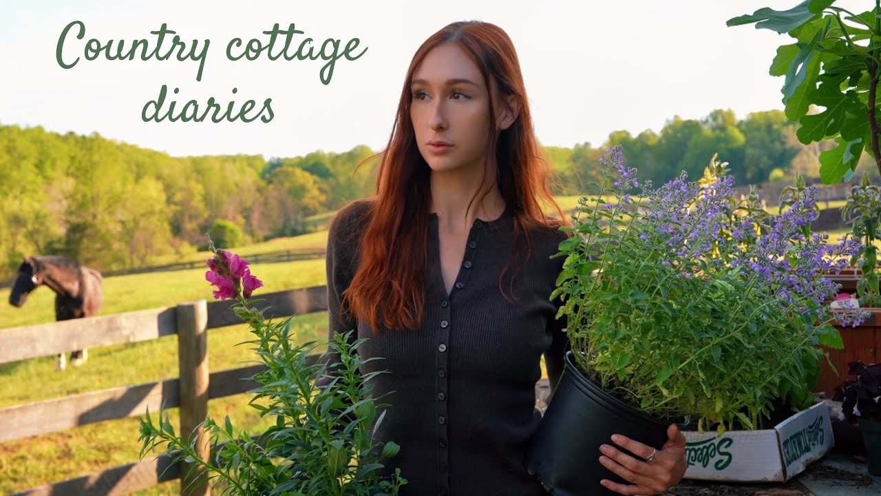 Spring vlog | Day trips, thrifting, plant hauls & gardening at the cottage💐