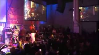 Kelly Rowland - Kisses Down Low Live [2013] -  At Cvology