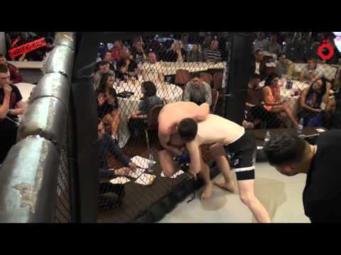 EIKO 9 - Catchweight 68kg Mitch Dobbins VS Connor Tedham