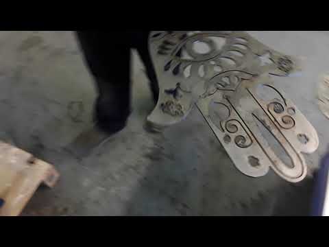Mill Scale and Plasma Slag Removal of Metal Art Parts Using an EZSander by Apex Machine Groupvideo thumb