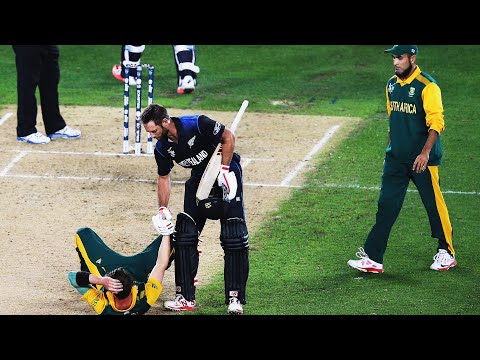 A tale of an epic semi-final clash with Ian Smith | NZ v SA | CWC 2015