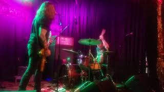 Music video thumbnail preview for Pris - Mountain of Smoke by Mountain of Smoke