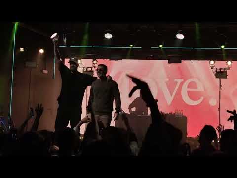 ToteKing y Elio Toffana - Dedo 🖤 en DIRECTO