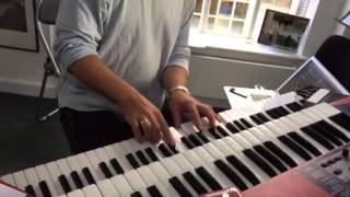 Gary Husband practice of El Hombre Que Sabia by J McLaughlin, long version