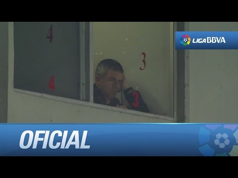 Seguimiento a Lucas Alcaraz en las cabinas de prensa