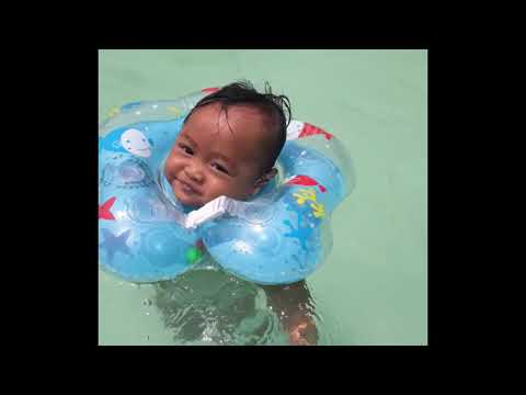 bayi-berenag-di-kolam-yang-dalem