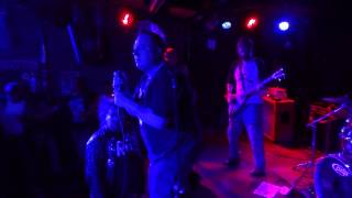 Discharge / War is hell