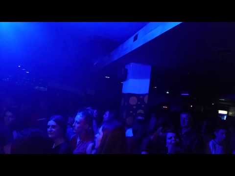 NO LIMIT BEND UZIVO   PITAJU ME