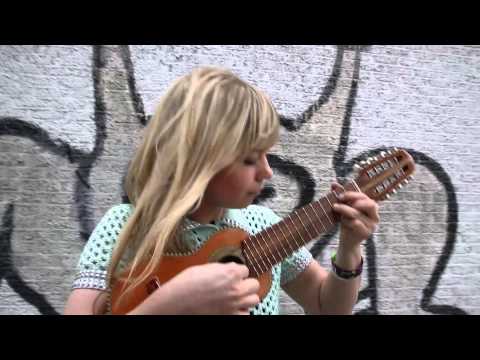SXSW 2014 Music on the street: Basia Bulat