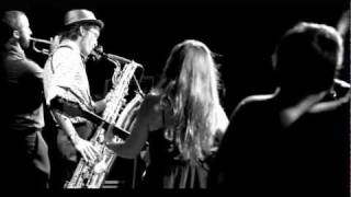 Mara & the Bushkas - Peaceful Woman