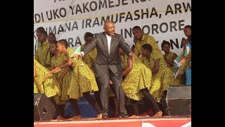 Raba ingene Prezida Pierre Nkurunziza yatamvye "Makirikiri" mu gikorane co gukengurukira Imana