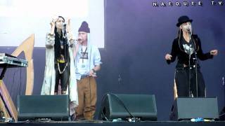 CocoRosie &quot;The Moon asked the crow&quot; Live @ Rock en Seine - Paris 2011.08.27