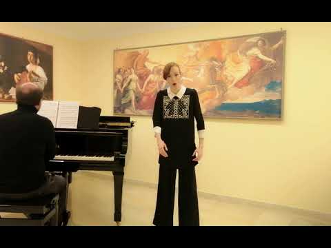 "Mon coeur s'ouvre à ta voix" - mezzosoprano Laura Screnci