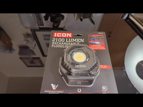 Unboxing The Icon 2100 Lumen LED Rechargeable Compact Magnetic Rechargeable Floodlight
