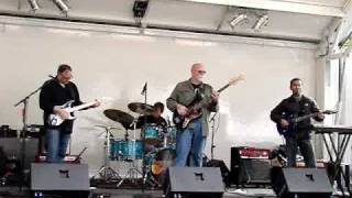 8 Mile Curve @ Detroit Zoo