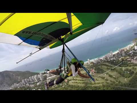 Um vom Delta-Flügel in Rio de Janeiro zu fliegen,