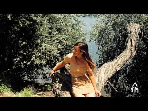 Sampha - Beneath The Tree