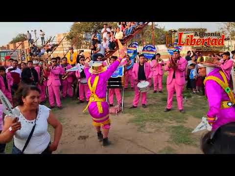 Usha Pallito...Banda Show Espectáculo ARMONÍA LIBERTAD de santiago de Chuco