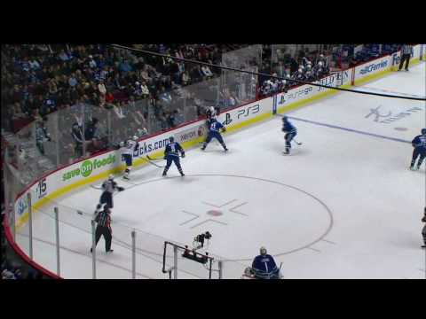 Canucks Vs Thrashers - Mason Raymond 4-1 Goal - 12.10.09 - HD