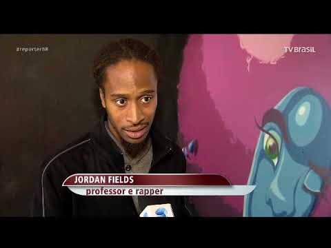 Rapper americano Jordan Fields ensinar inglês para jovens de uma região violenta de SP