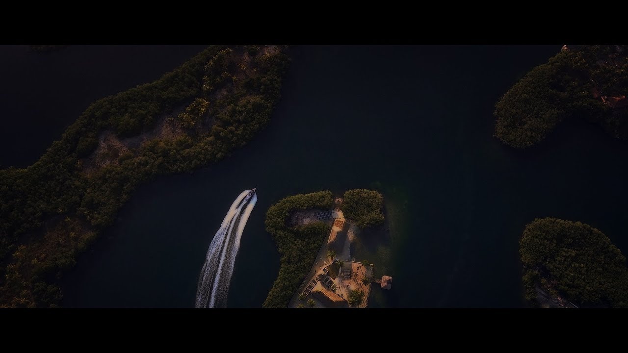 Princess Presents the Red Thread | R Class performance sports yacht