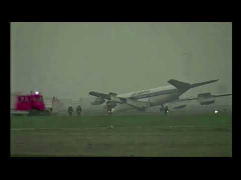 MEMPHIS AIR    Boeing 707 , 26 November 1997, emergency landing Ostend