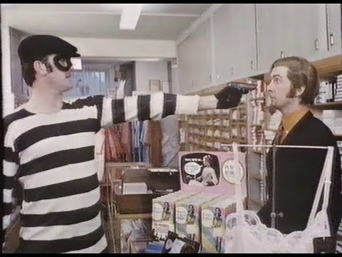 Adverts, Trailer, Continuity; Channel 4 29-12-1990